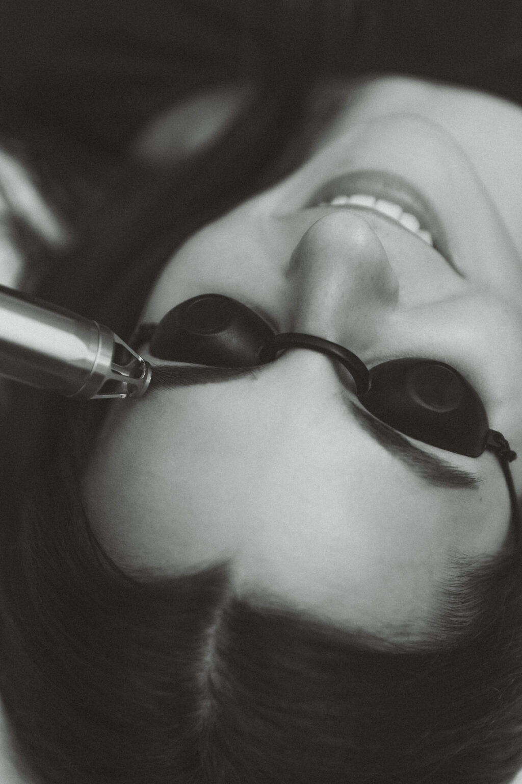 LASEROWE USUWANIE MAKIJAŻU PERMANENTNEGO I TATUAŻU szczecin