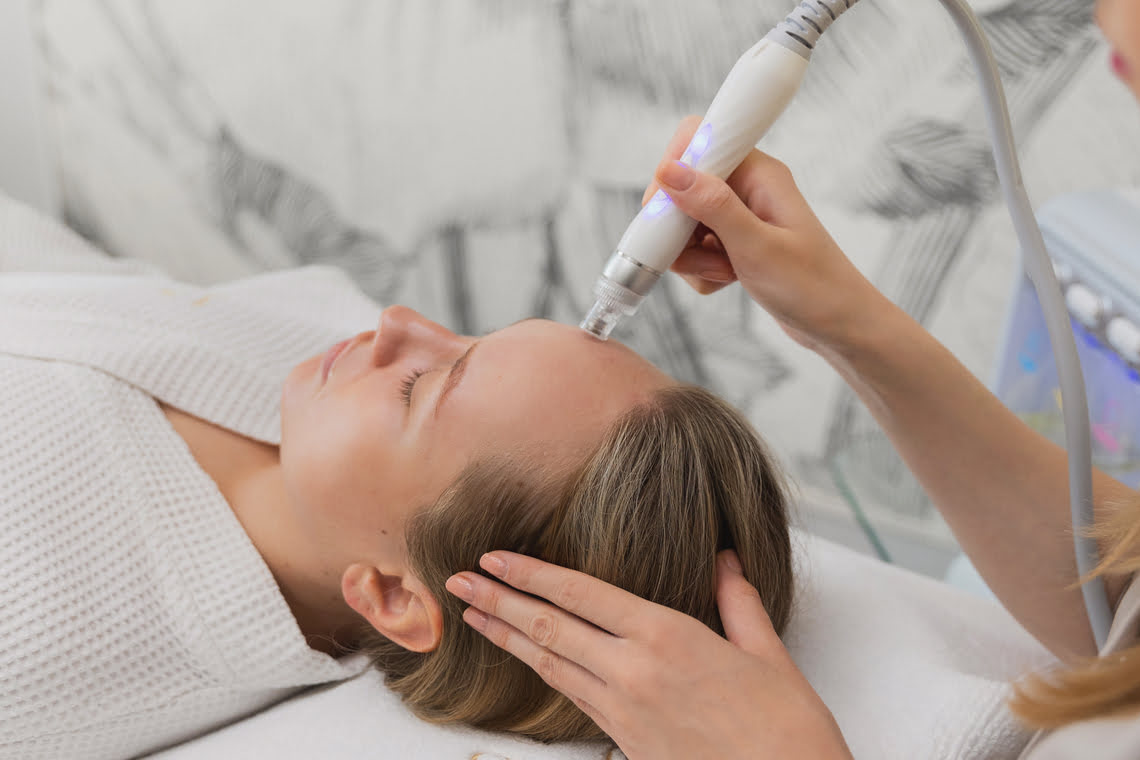 zabiegi na skórę twarzy