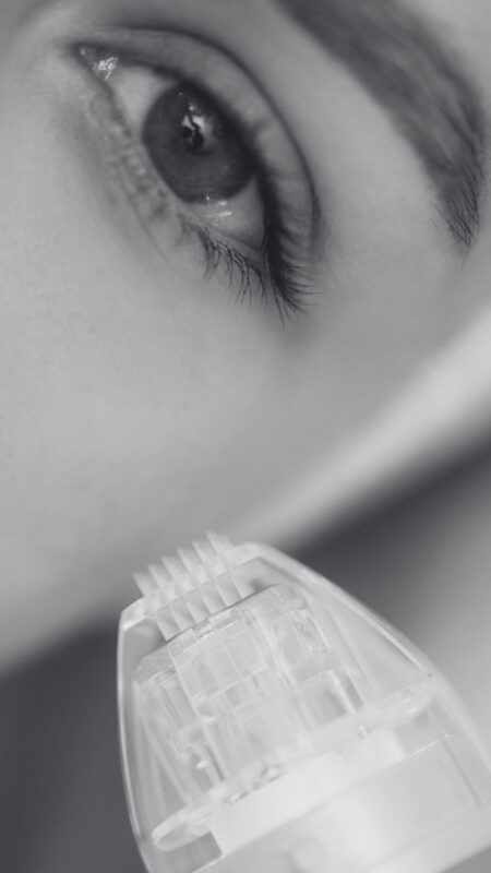 Zmarszczki pod oczami – poznaj skuteczne zabiegi